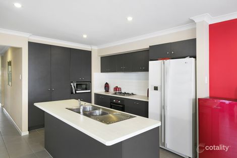 Property photo of 2/27 Waterhouse Drive Willow Vale QLD 4209