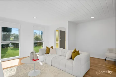 Property photo of 35 Peppercorn Parade Epping VIC 3076