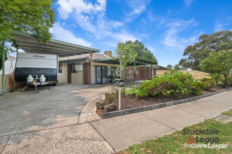 Property photo of 27 Bluegrass Crescent Pakenham VIC 3810