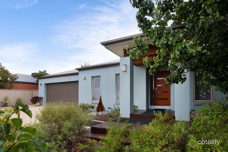 Property photo of 16 Phyllis Crescent McKenzie Hill VIC 3451