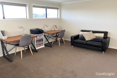 Property photo of 5 Alana Street Berwick VIC 3806