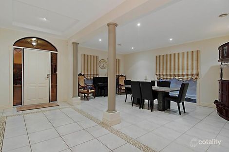 Property photo of 38 Rutherglen Crescent Gowanbrae VIC 3043