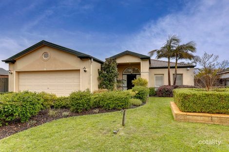 Property photo of 26 Shortridge Circuit Roxburgh Park VIC 3064