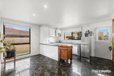Property photo of 1 Highmont Drive Belmont VIC 3216
