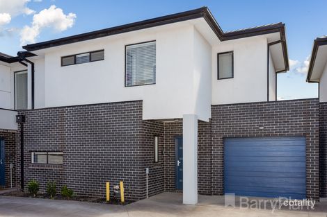 Property photo of 4/16 La Rochelle Boulevard Point Cook VIC 3030