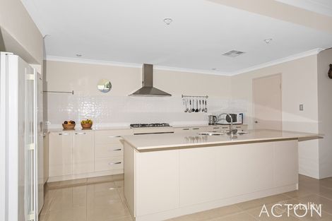 Property photo of 11 Indoon Way Lakelands WA 6180
