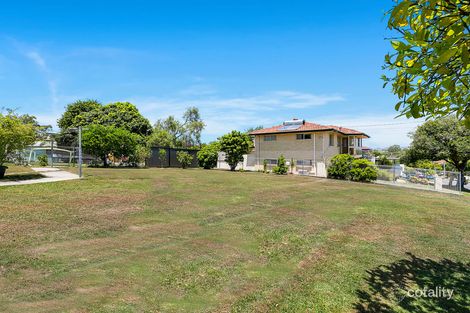 Property photo of 58 Roseneath Parade Wynnum West QLD 4178