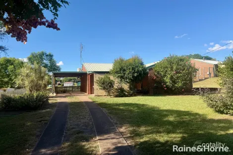 12 Murray Pde, Kingaroy, QLD 4610