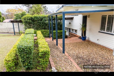 Property photo of 8 Cornhill Street Kenmore QLD 4069