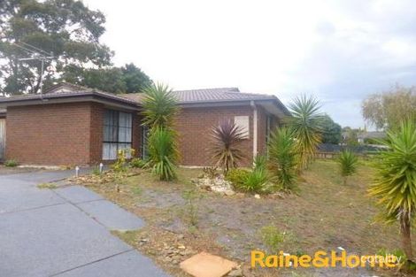 Property photo of 42 Rowellyn Avenue Carrum Downs VIC 3201