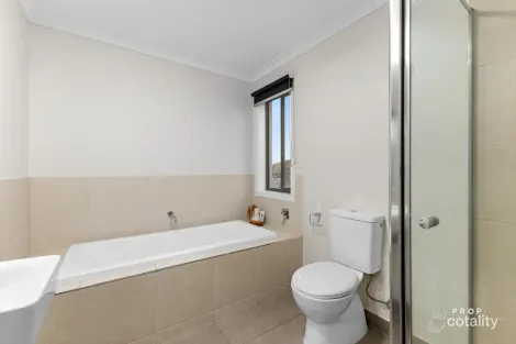 Property photo of 14B Wilson Street Ferntree Gully VIC 3156