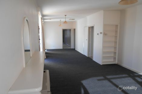 Property photo of 2/13 Kimberley Avenue Swan Hill VIC 3585