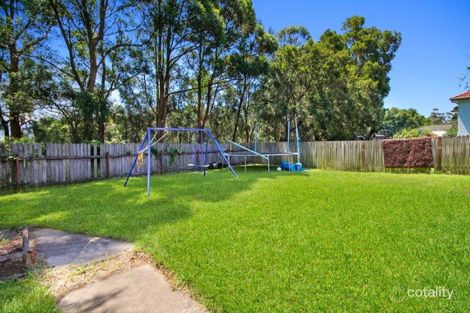 Property photo of 52 Prince Edward Drive Dapto NSW 2530
