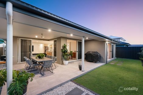 90 Emerald Dr, Helensvale, QLD 4212