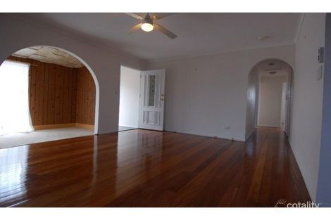 Property photo of 253 Anzac Avenue Kippa-Ring QLD 4021