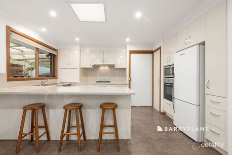 Property photo of 2/27-33 Beaconsfield Avenue Beaconsfield VIC 3807