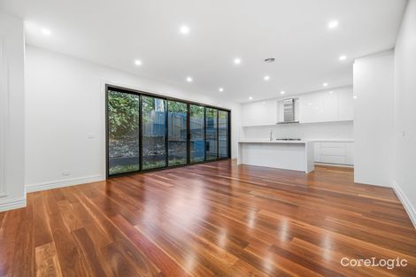 Property photo of 1/4 Dart Court Mount Waverley VIC 3149