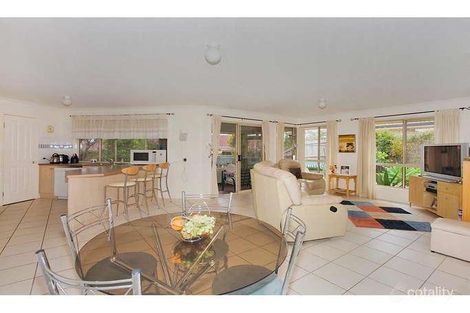 Property photo of 6 Greendale Place Banora Point NSW 2486