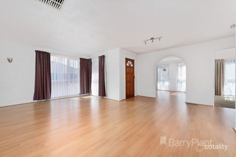 Property photo of 124 McFees Road Dandenong North VIC 3175