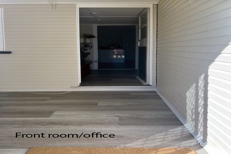 Property photo of 3 Nolan Street Crows Nest QLD 4355