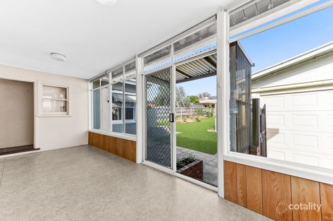 Property photo of 25 Windsor Avenue Mount Waverley VIC 3149