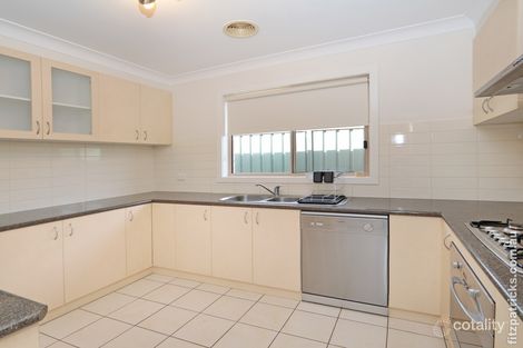Property photo of 10 Teak Close Forest Hill NSW 2651