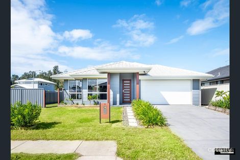 1 Serenity Bay Rd, Emerald Beach, NSW 2456