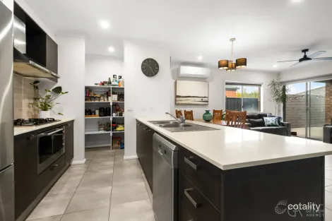 Property photo of 22 Concorde Street Mount Duneed VIC 3217