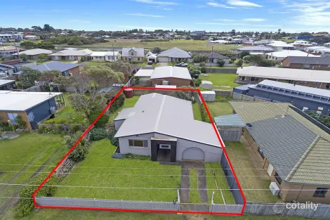 4 Reardon St, Port Fairy, VIC 3284