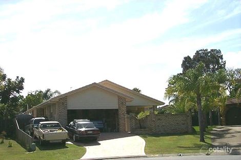 12 Wanderer Ave, Mermaid Waters, QLD 4218