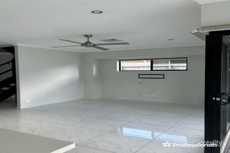 Property photo of 66 Highlands Street Yarrabilba QLD 4207