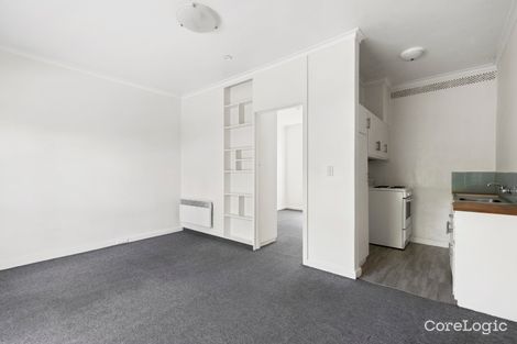 Property photo of 3/77 Eskdale Road Caulfield North VIC 3161