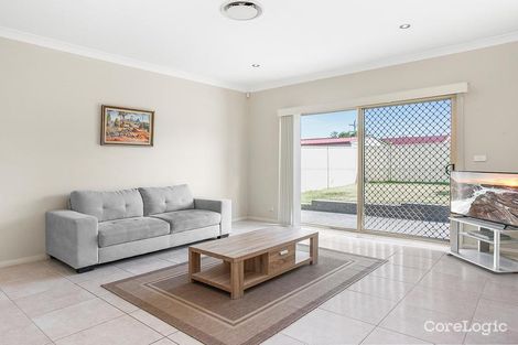 Property photo of 4 Nundle Street Smithfield NSW 2164