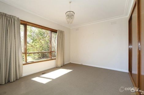 Property photo of 12 Huntley Road Bentleigh VIC 3204