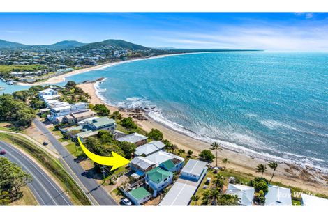 Property photo of 37 Wattle Grove Cooee Bay QLD 4703