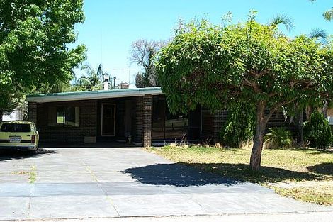 26 Tillingdon Way, Morley, WA 6062