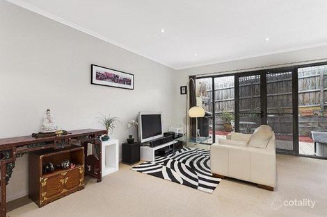Property photo of 4/25 Clay Drive Doncaster VIC 3108