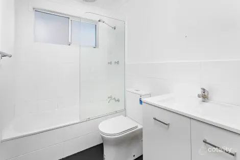 Property photo of 2/11 Owen Street Bulli NSW 2516