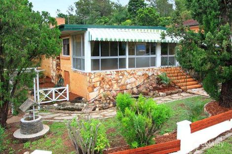 Property photo of 9 Kingussie Street Kenmore QLD 4069