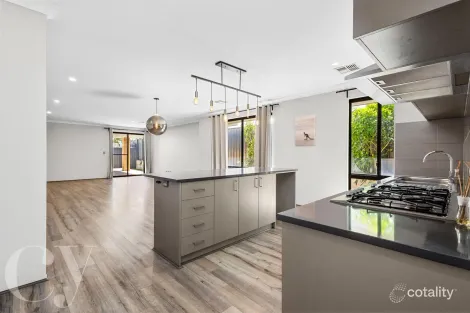 31 Azolla St, Banksia Grove, WA 6031