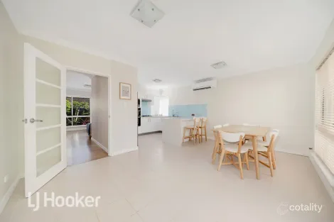 Property photo of 7/8 Centennial Gardens Hillarys WA 6025