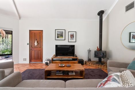 Property photo of 8 Clipson Crescent Mundaring WA 6073