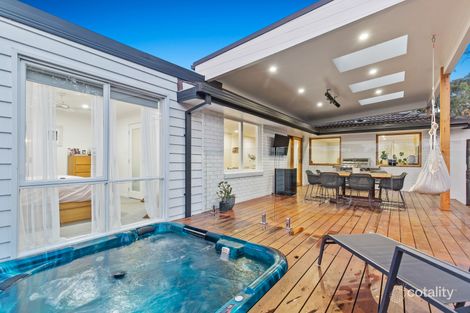 Property photo of 6 Yarram Court Frankston VIC 3199