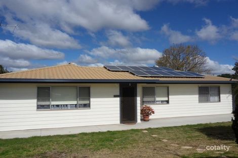 126 Hogg St, Wilsonton Heights, QLD 4350