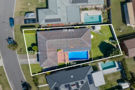 Property photo of 5 Dunvegan Place Carindale QLD 4152