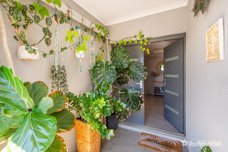 Property photo of 41 Jinatong Loop Dawesville WA 6211