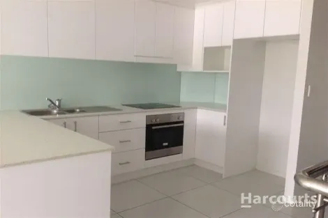 Property photo of 11/13-19 Hythe Street Pialba QLD 4655