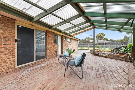 Property photo of 18 Peppercorn Court Cranbourne North VIC 3977