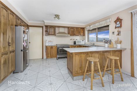 Property photo of 24 Roper Road Albion Park NSW 2527