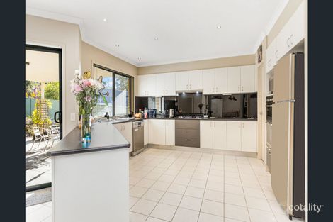 Property photo of 6 Preston Place Golden Square VIC 3555